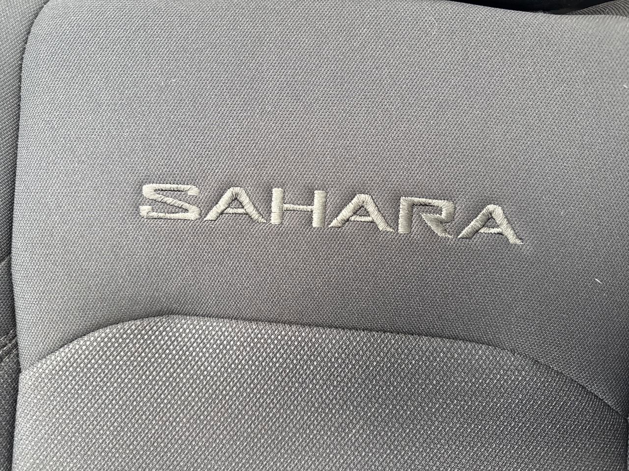 Used 2023 Jeep Wrangler Sahara w/ Cold Weather Group image 28