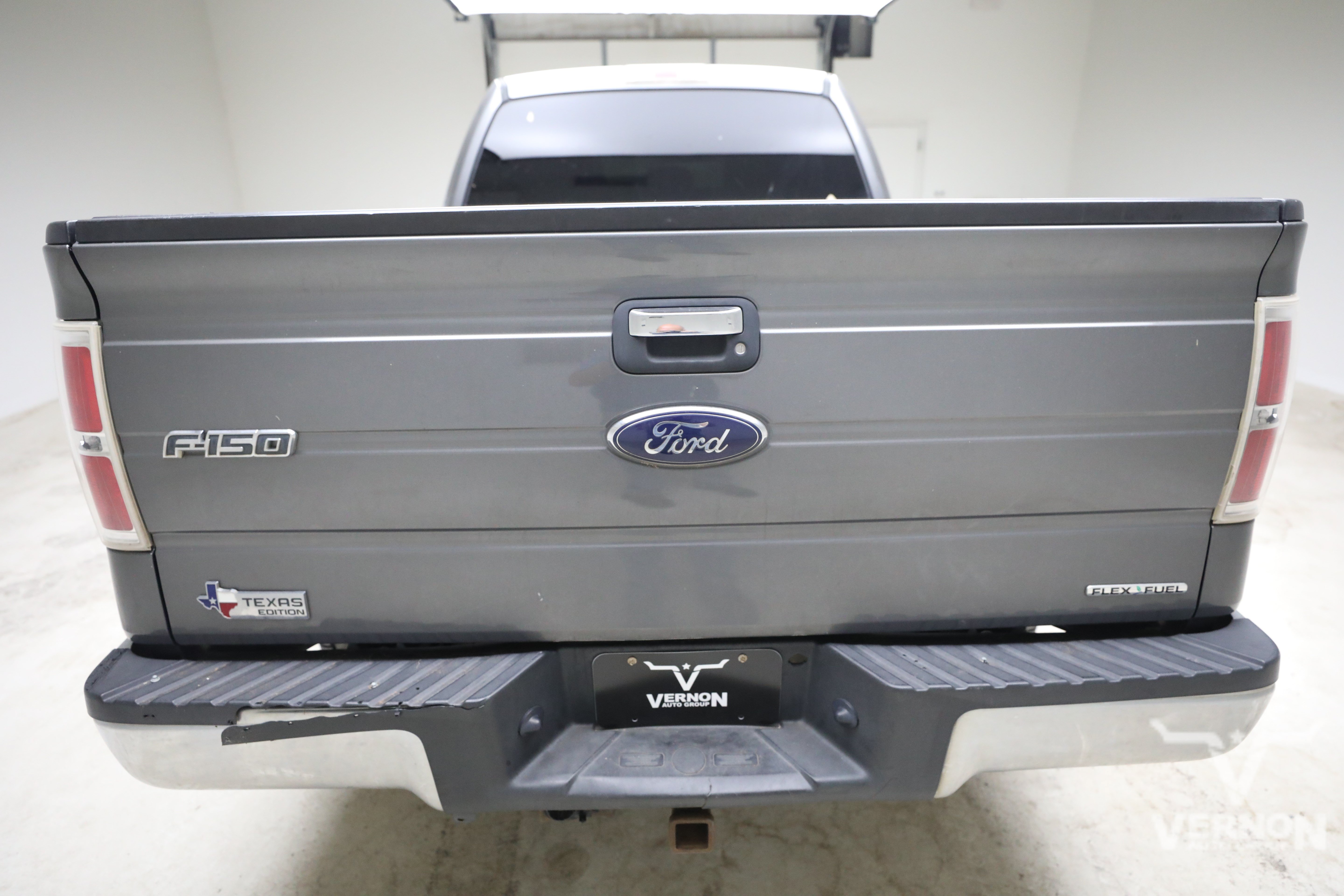 Used 2013 Ford F150 XLT w/ XLT Chrome Pkg AWD/4WD image 3