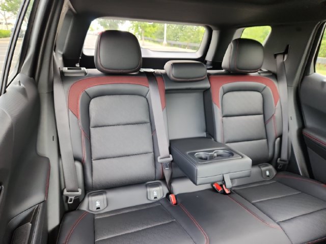 New 2027 Chevrolet Equinox RS w/ Safety and Technology Package FWD image 17
