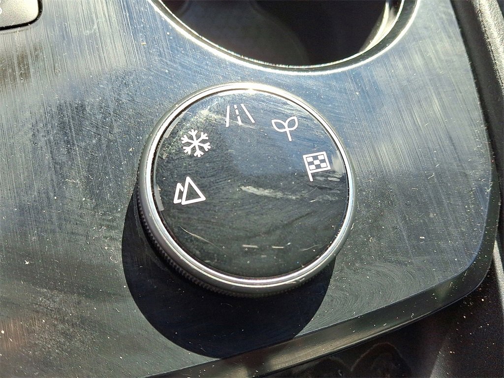 Used 2021 Nissan Rogue S image 23