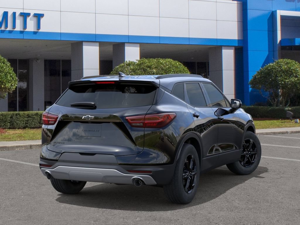 New 2026 Chevrolet Blazer LT w/ Midnight/Sport Edition FWD image 4