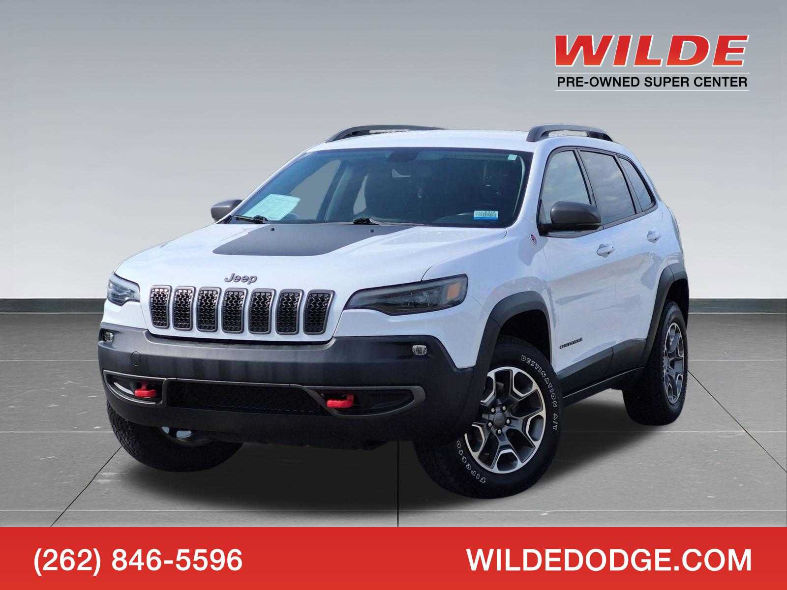 Used 2020 Jeep Cherokee Trailhawk w/ Cold Weather Group AWD/4WD image 1
