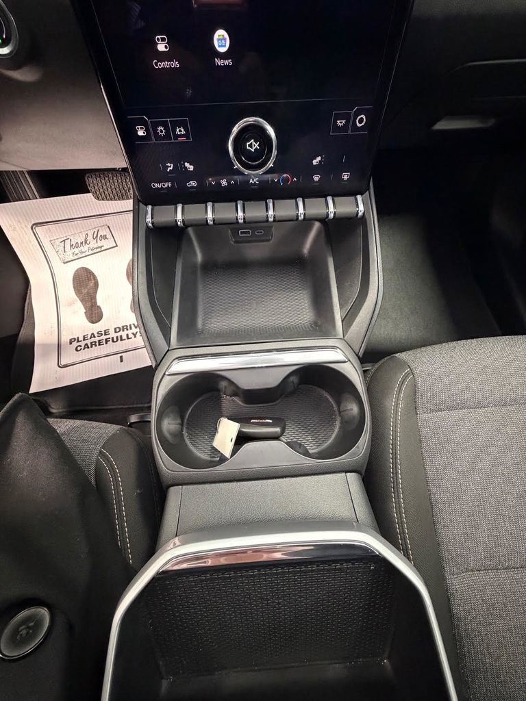 Used 2026 GMC Terrain Elevation image 22