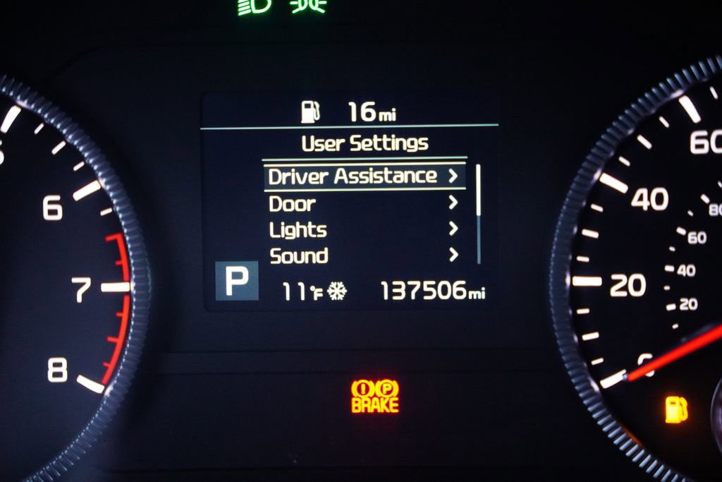 Used 2021 Kia Telluride LX image 31