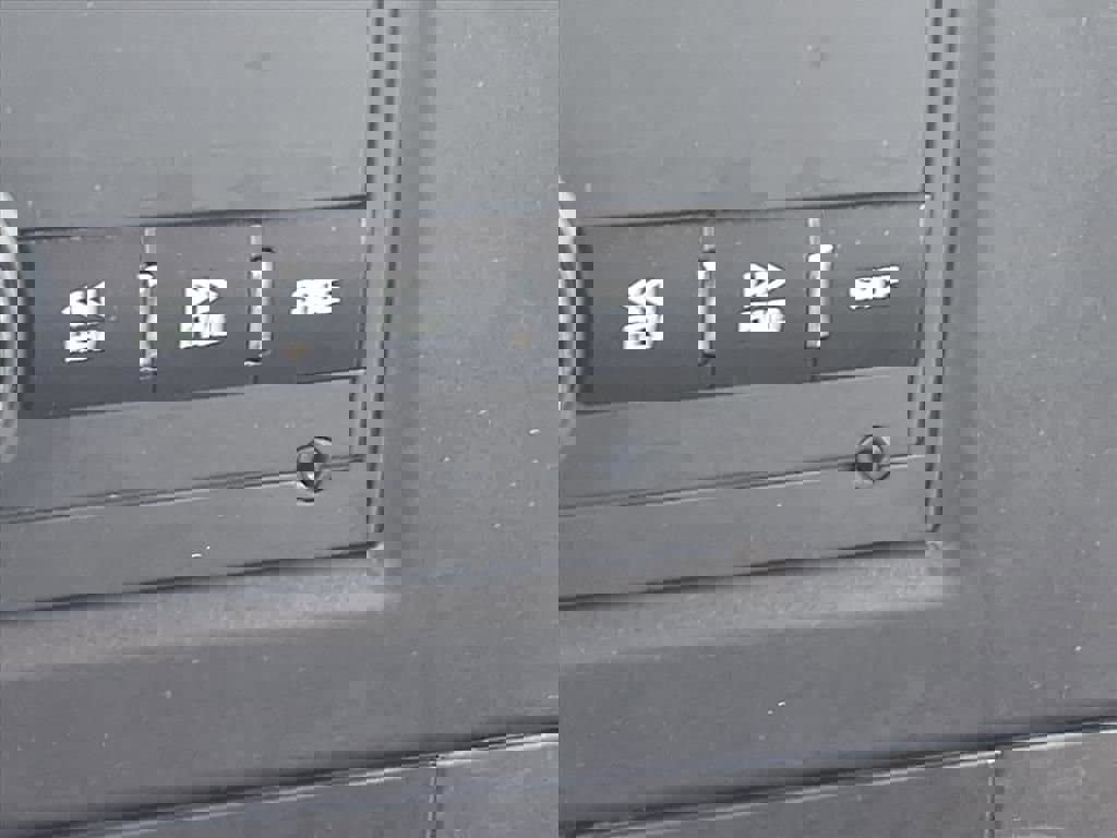 New 2025 Chevrolet Express 3500 w/ Power Convenience Package image 12