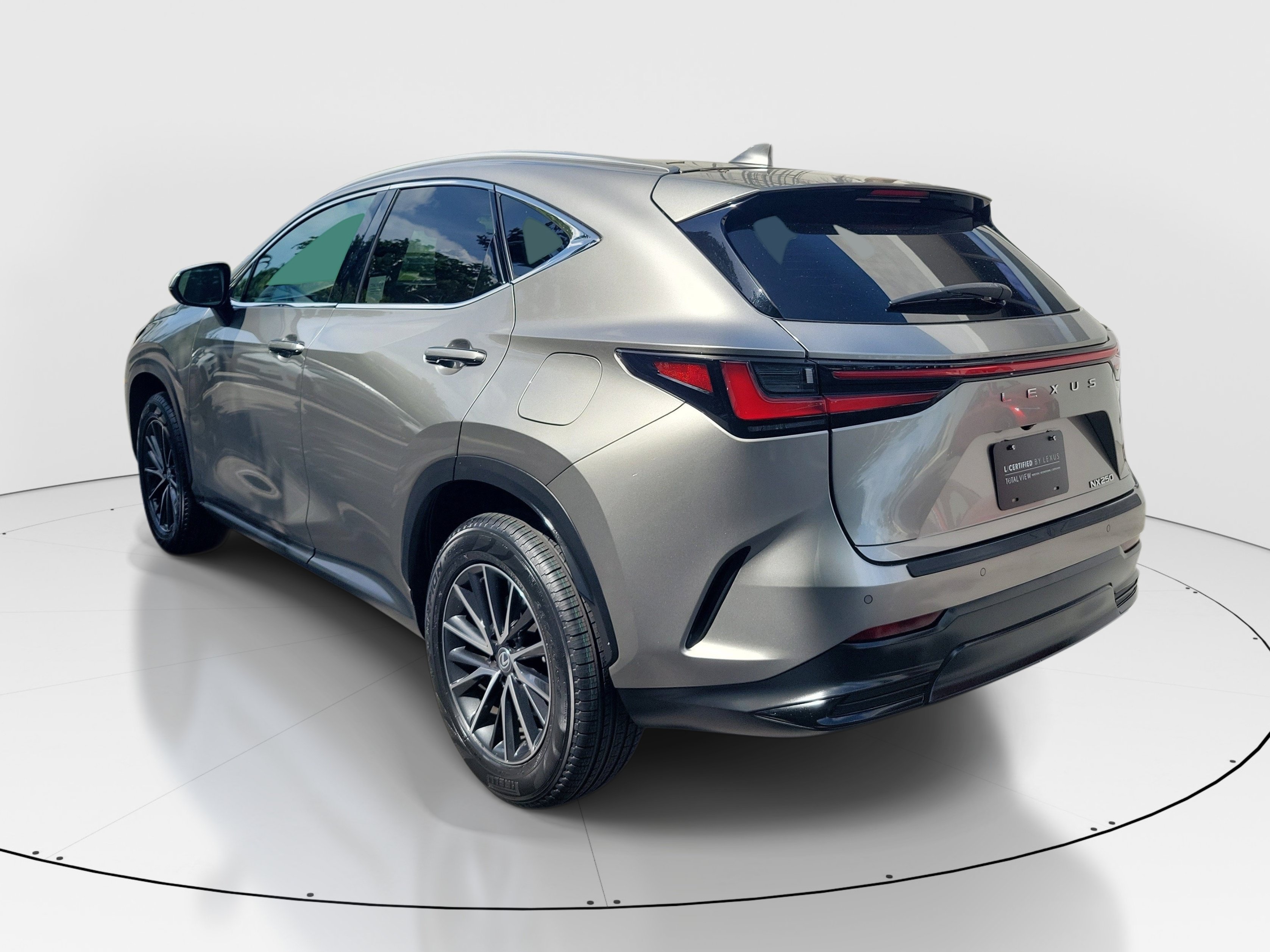 Used 2024 Lexus NX 250 FWD w/ Cold Area Package image 4