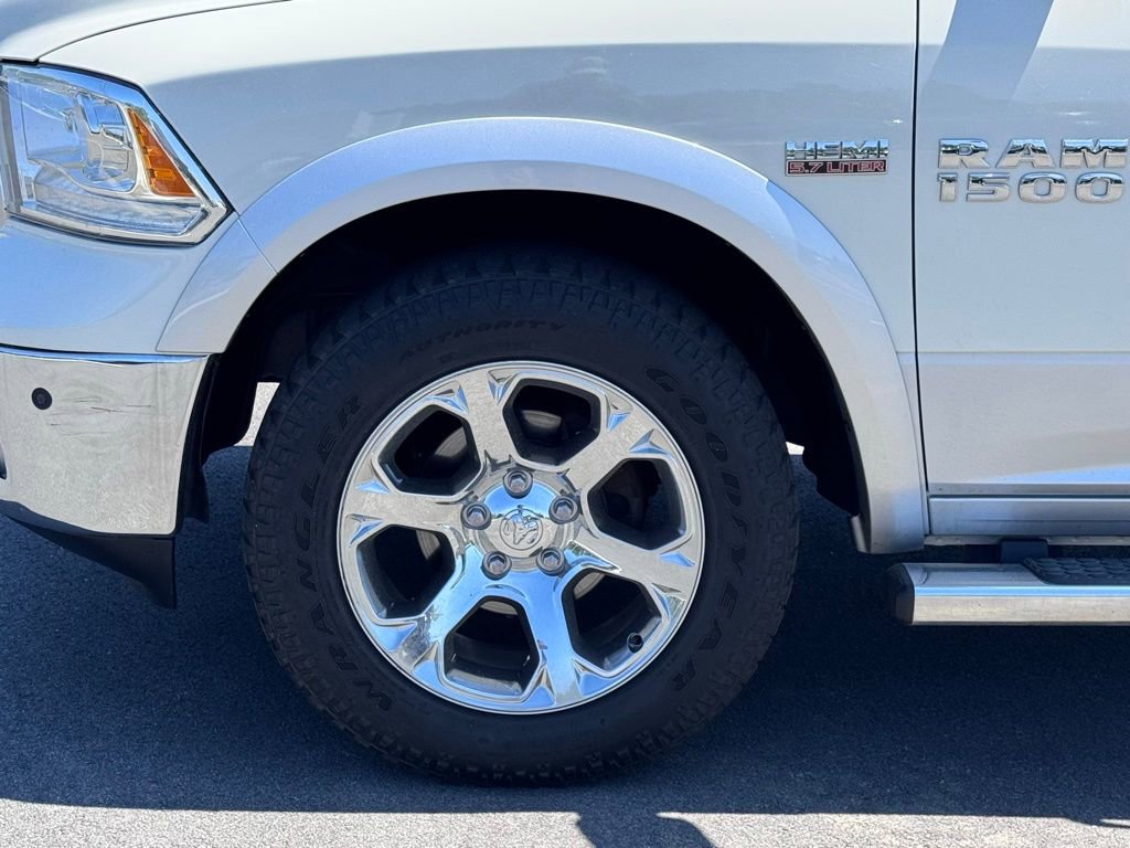 Used 2018 RAM 1500 Laramie w/ Convenience Group AWD/4WD image 36