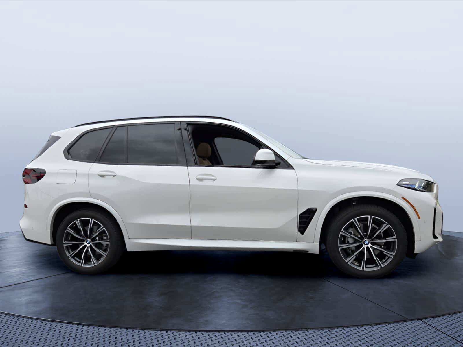 Certified 2026 BMW X5 sDrive40i w/ M Sport Package RWD image 7