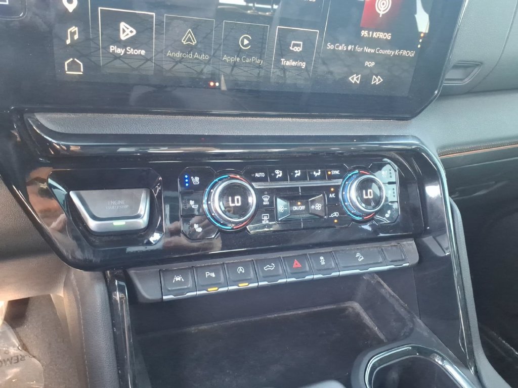 Used 2025 GMC Sierra 1500 AT4 AWD/4WD image 11