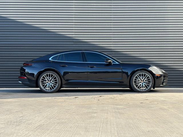 Certified 2025 Porsche Panamera 4 image 8