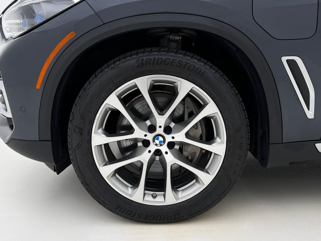 Used 2021 BMW X5 xDrive45e w/ Executive Package AWD/4WD image 27