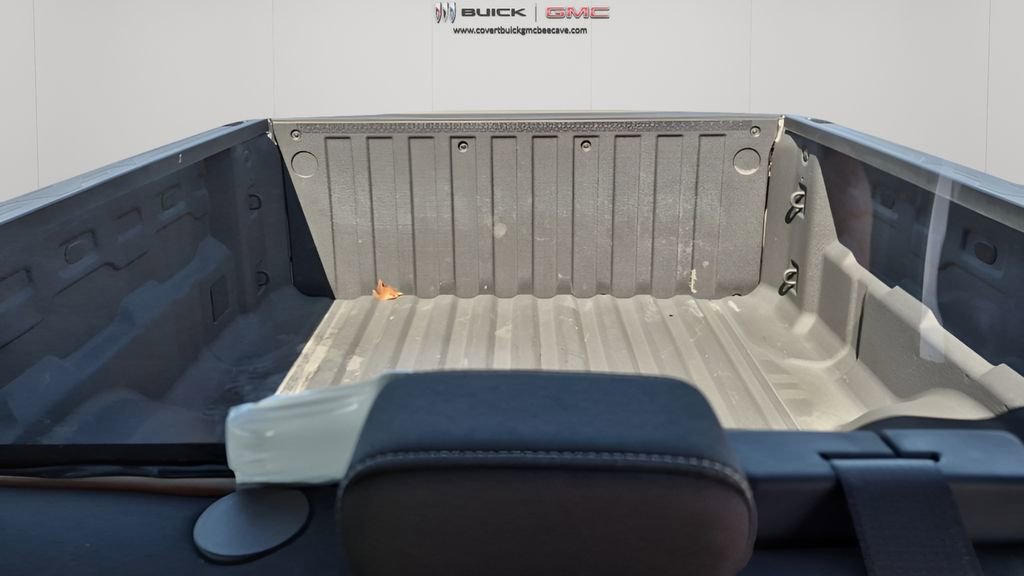 Used 2024 GMC Canyon Elevation image 25