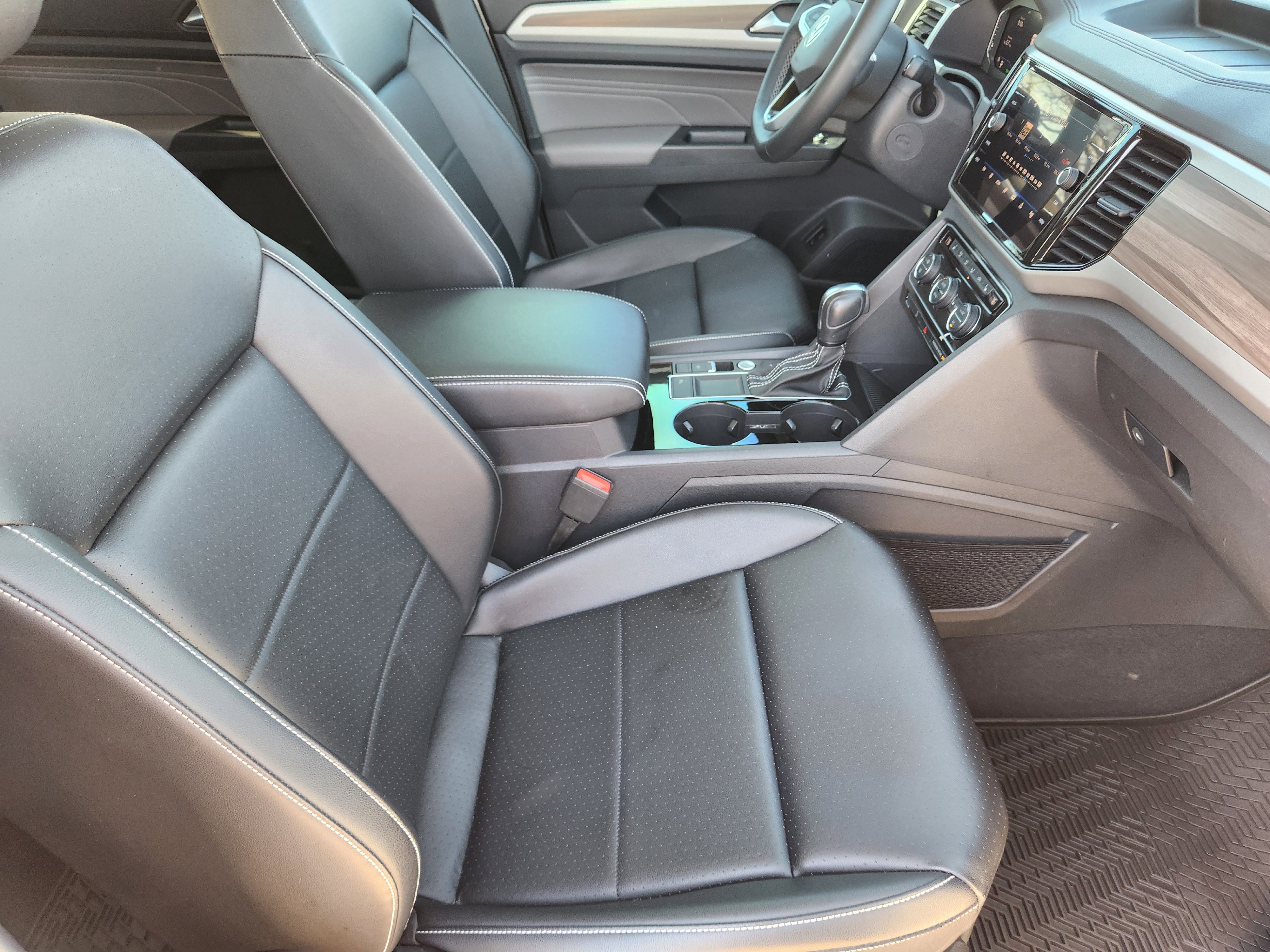 Used 2021 Volkswagen Atlas SEL image 14