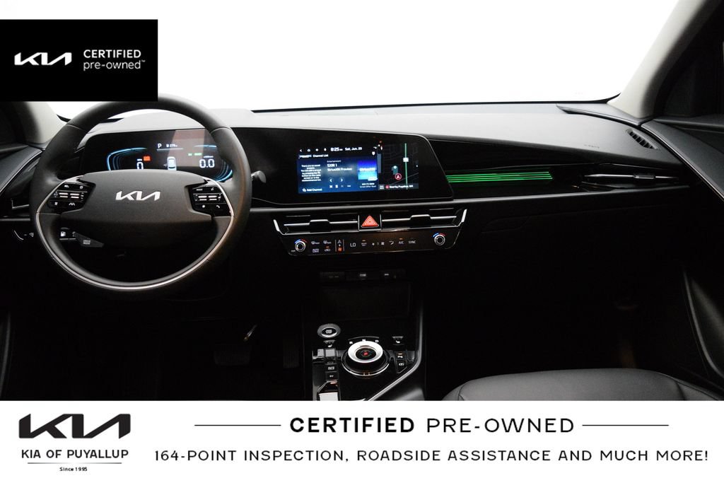 Certified 2025 Kia Niro EX FWD image 18