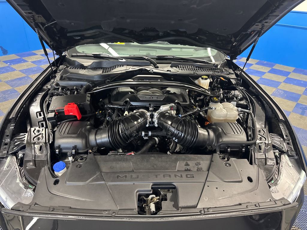 Used 2025 Ford Mustang GT Premium RWD image 28