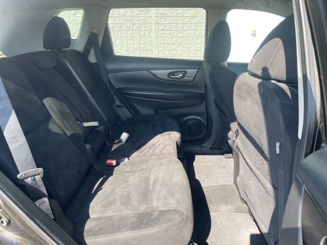 Used 2014 Nissan Rogue SV FWD image 14