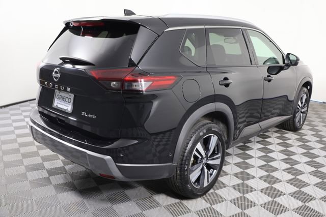 Used 2024 Nissan Rogue SL AWD/4WD image 8