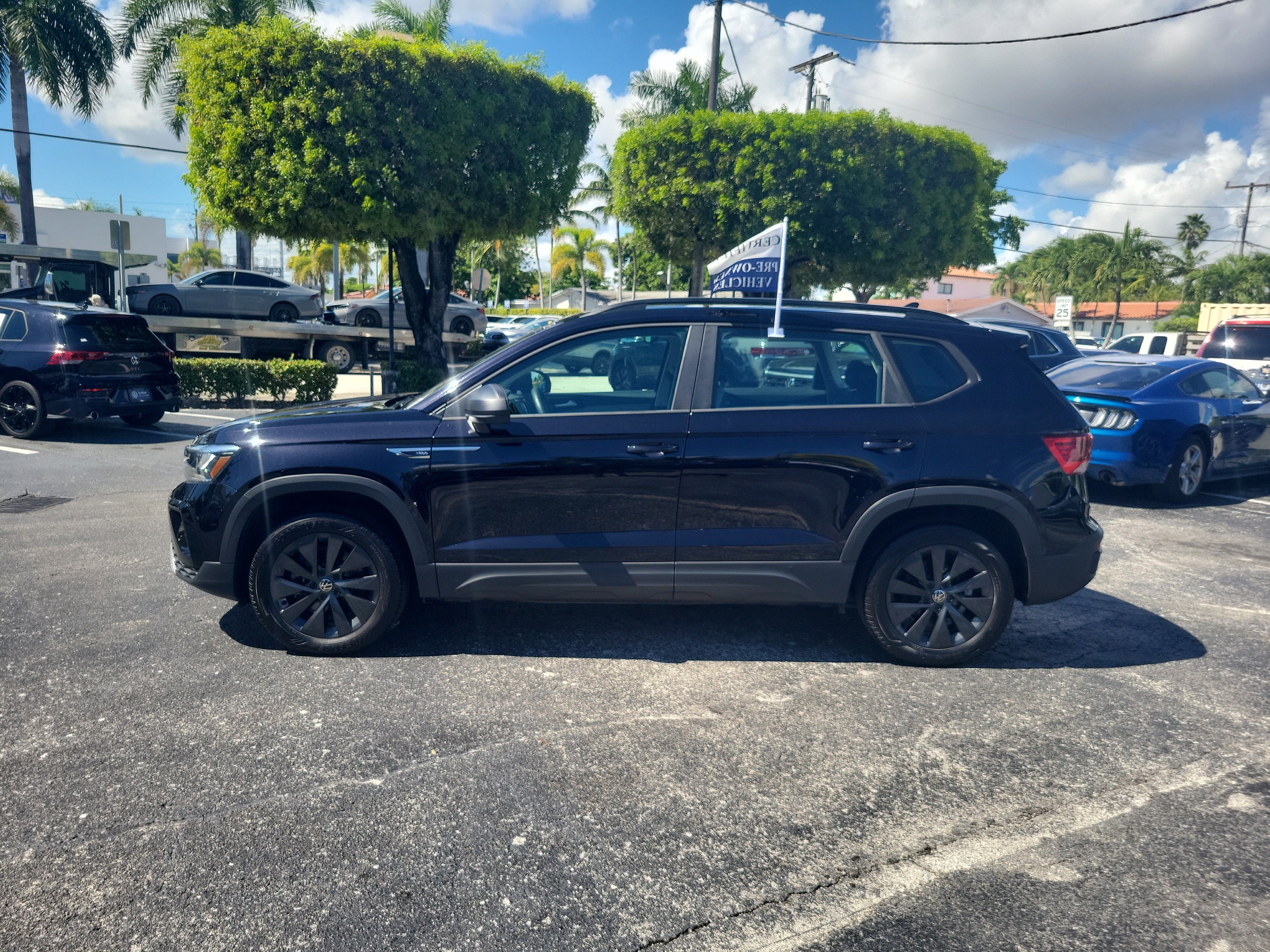 Certified 2023 Volkswagen Taos S FWD image 3