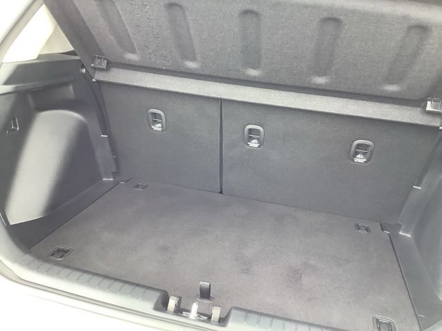 Certified 2026 Hyundai Venue SEL FWD image 10