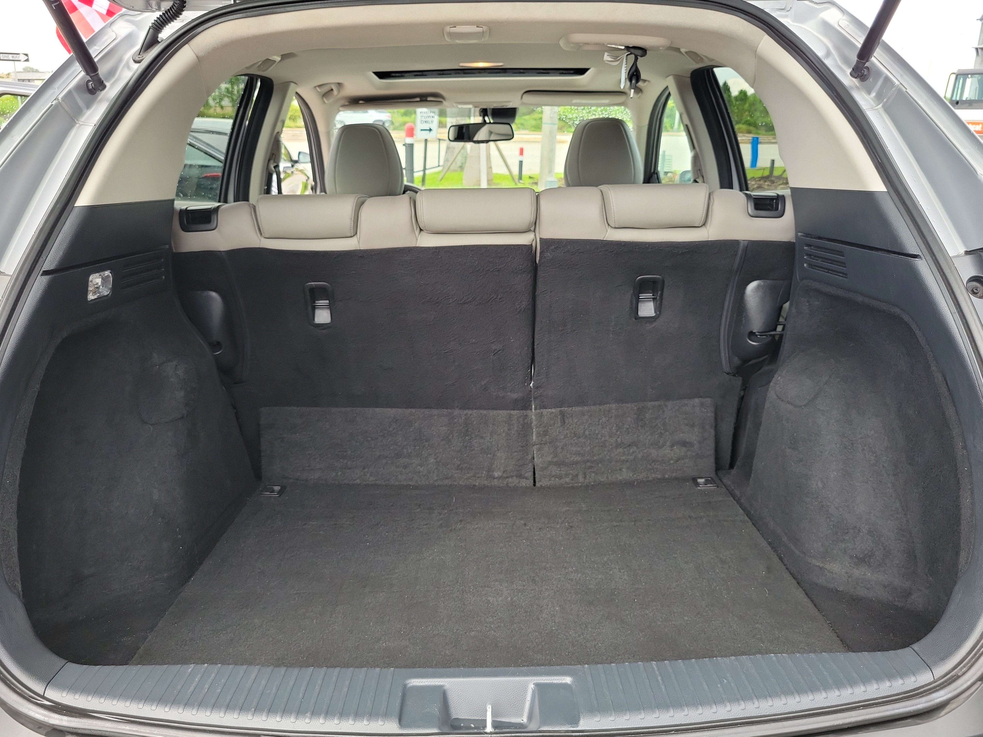 Used 2021 Honda HR-V EX-L image 16