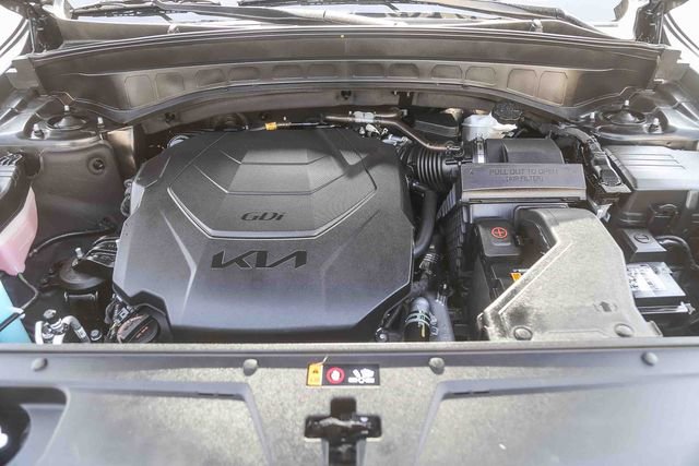 Certified 2024 Kia Telluride S w/ S Sunroof Package image 29