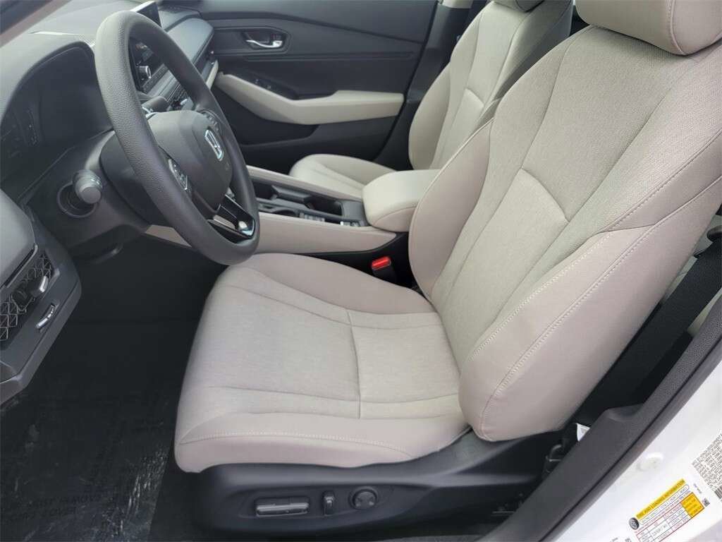 Used 2023 Honda Accord EX image 22