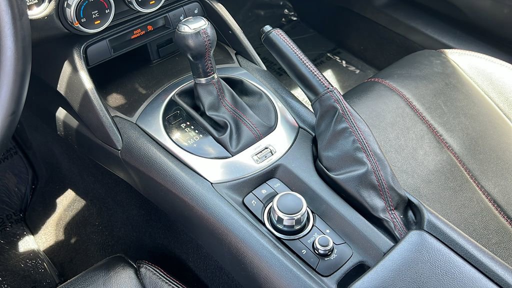 Used 2016 MAZDA MX-5 Miata Grand Touring RWD image 11