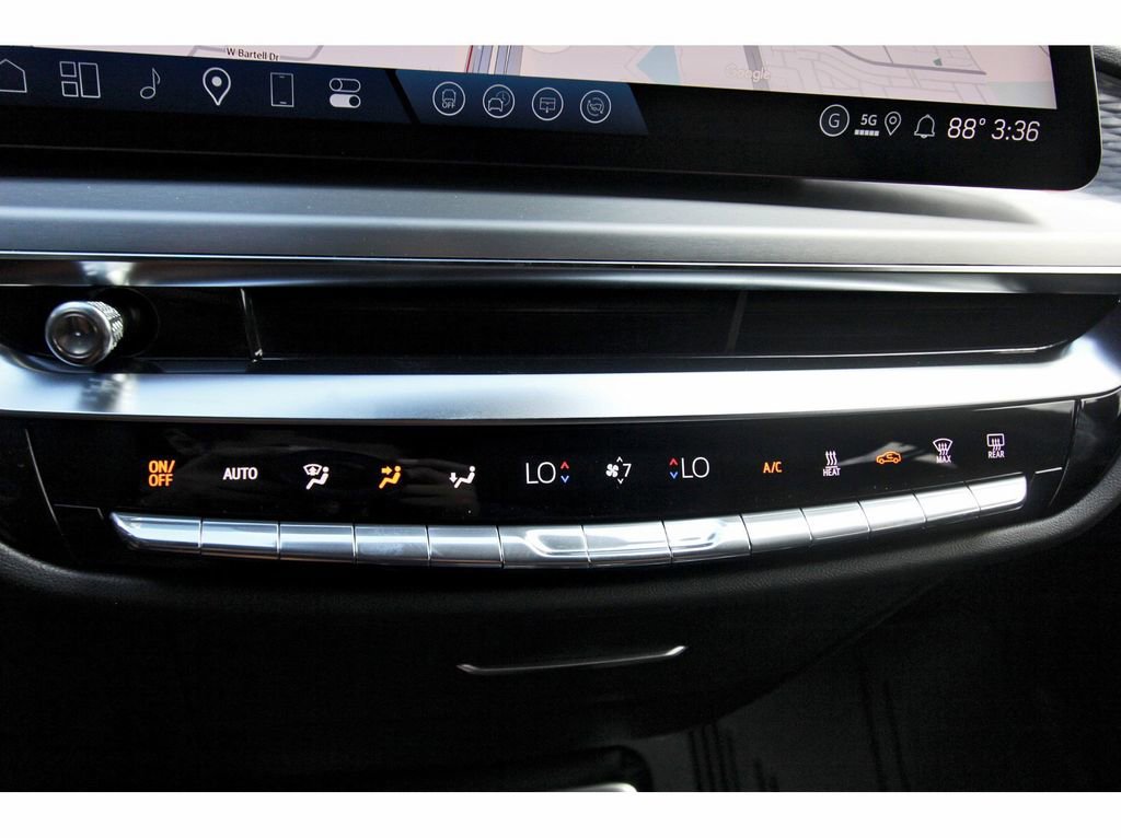 New 2026 Cadillac Lyriq Sport image 18