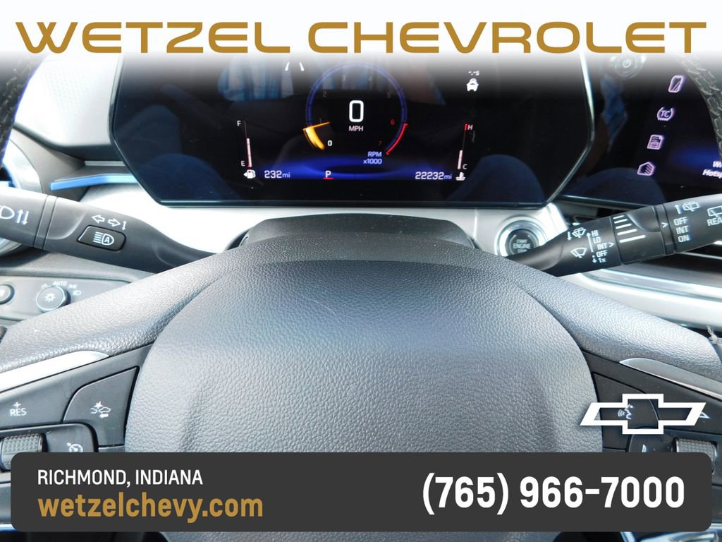 Used 2025 Chevrolet Trax LT w/ LT Convenience Package FWD image 29