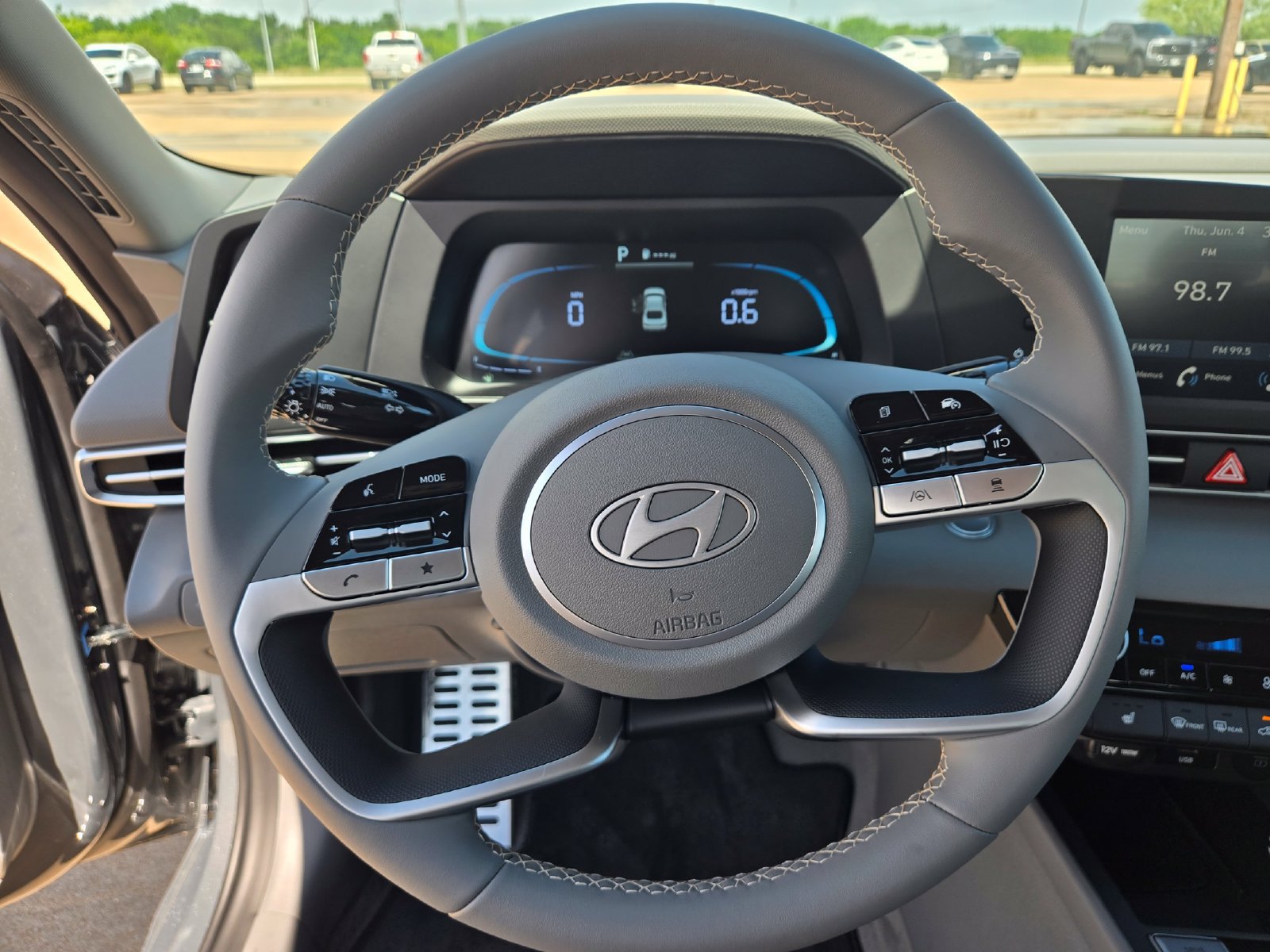New 2026 Hyundai Elantra SEL Sport Premium FWD image 10