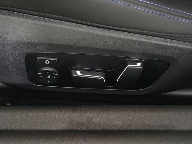 Used 2025 BMW M2 w/ Lighting Package RWD image 16