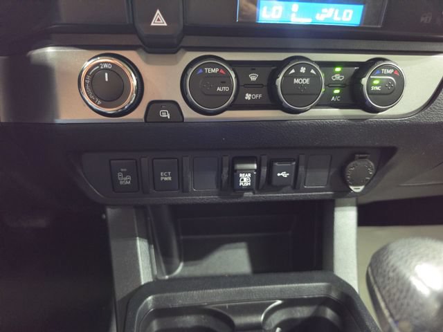 Used 2021 Toyota Tacoma SR5 w/ Trail Edition AWD/4WD image 15