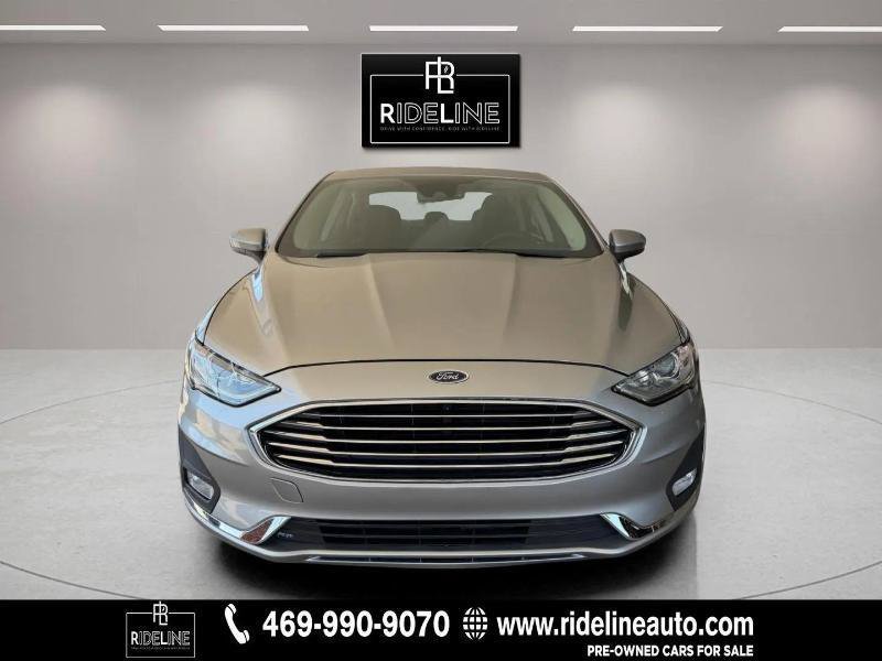 Used 2020 Ford Fusion SE FWD image 2
