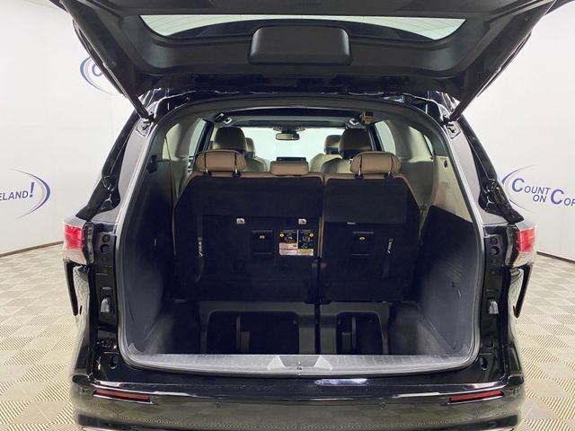 Certified 2021 Toyota Sienna Limited AWD/4WD image 7