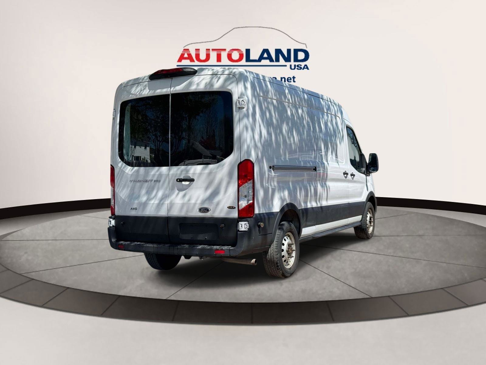 Used 2020 Ford Transit 250 Medium Roof AWD w/ Interior Upgrade Package image 4