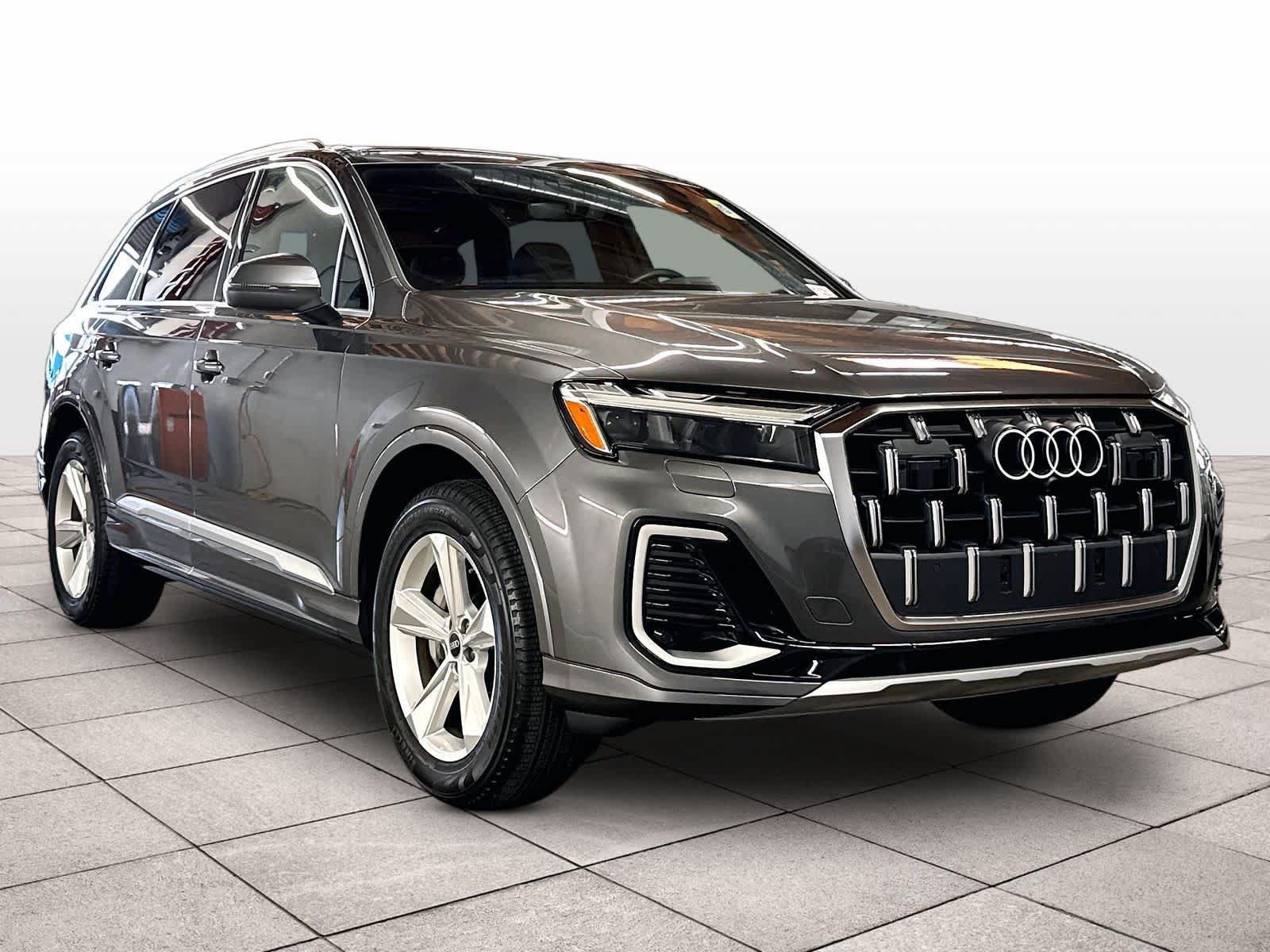 Certified 2026 Audi Q7 2.0T Premium AWD/4WD image 2