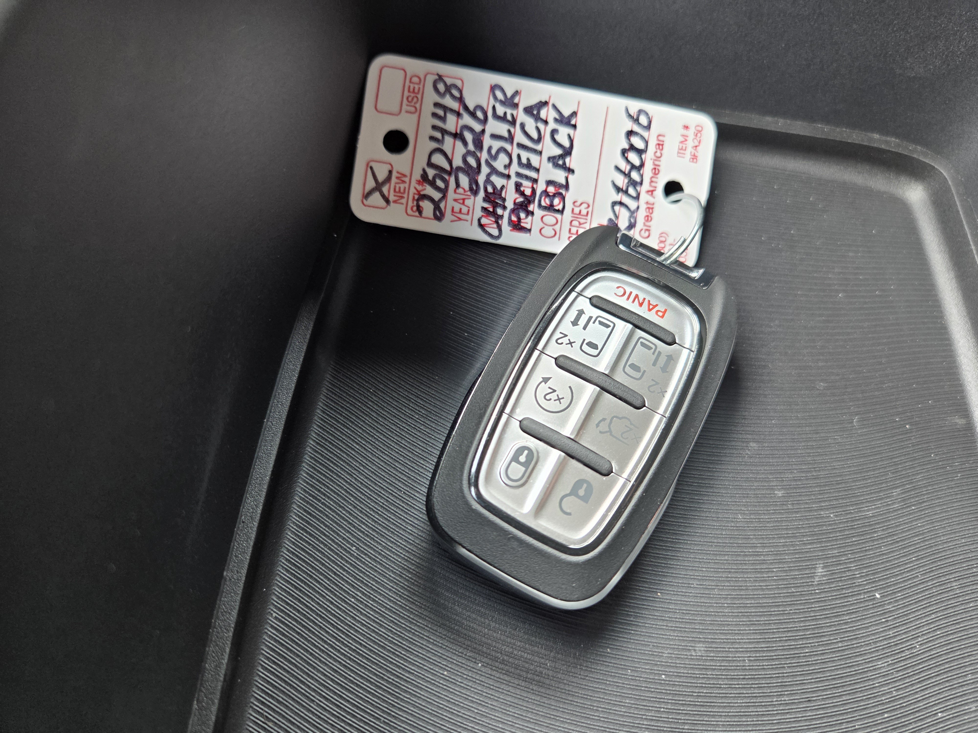 New 2026 Chrysler Pacifica Select w/ S Appearance Package FWD image 25