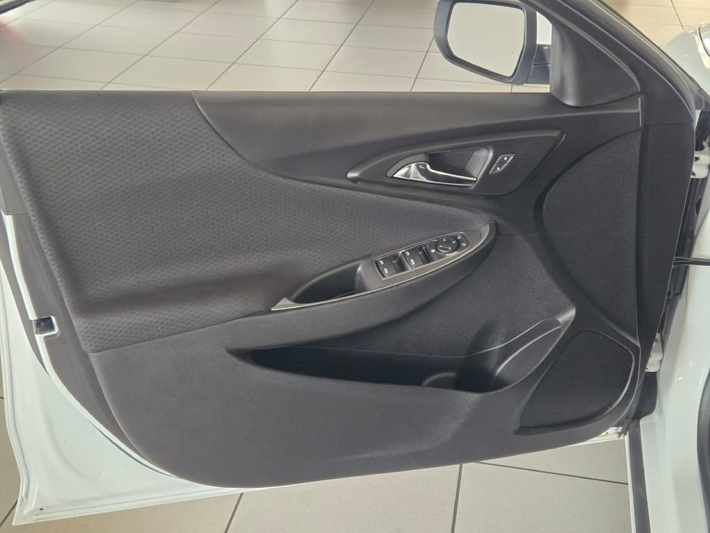 Used 2024 Chevrolet Malibu LT FWD image 17