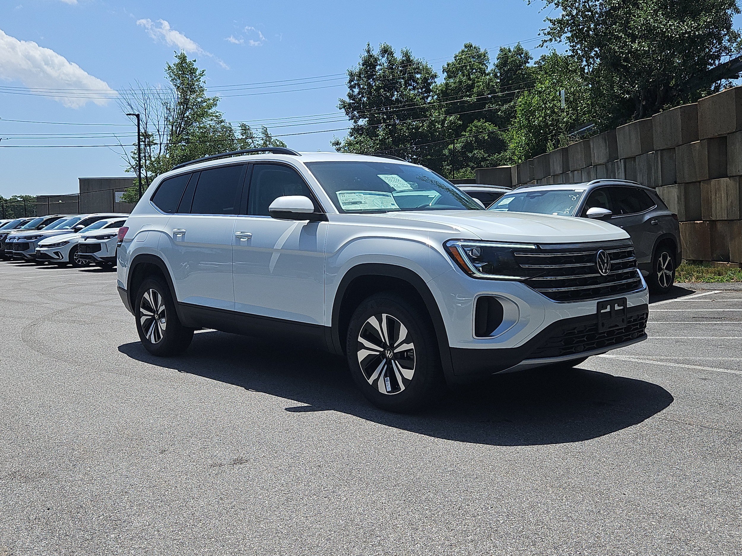 New 2026 Volkswagen Atlas SE