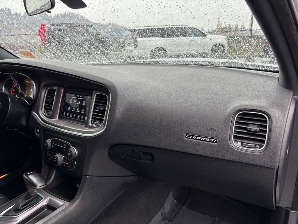 Used 2020 Dodge Charger SXT w/ Leather Interior Group image 28