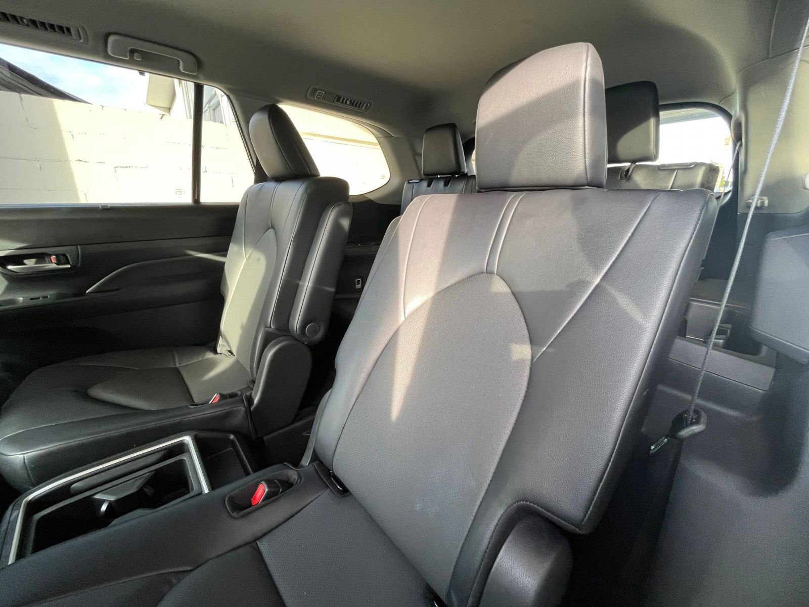 Used 2025 Toyota Grand Highlander FWD image 37