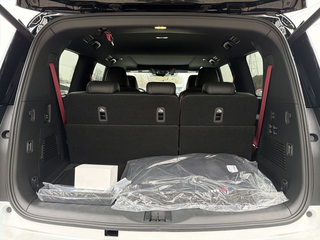 New 2026 Nissan Armada NISMO image 15