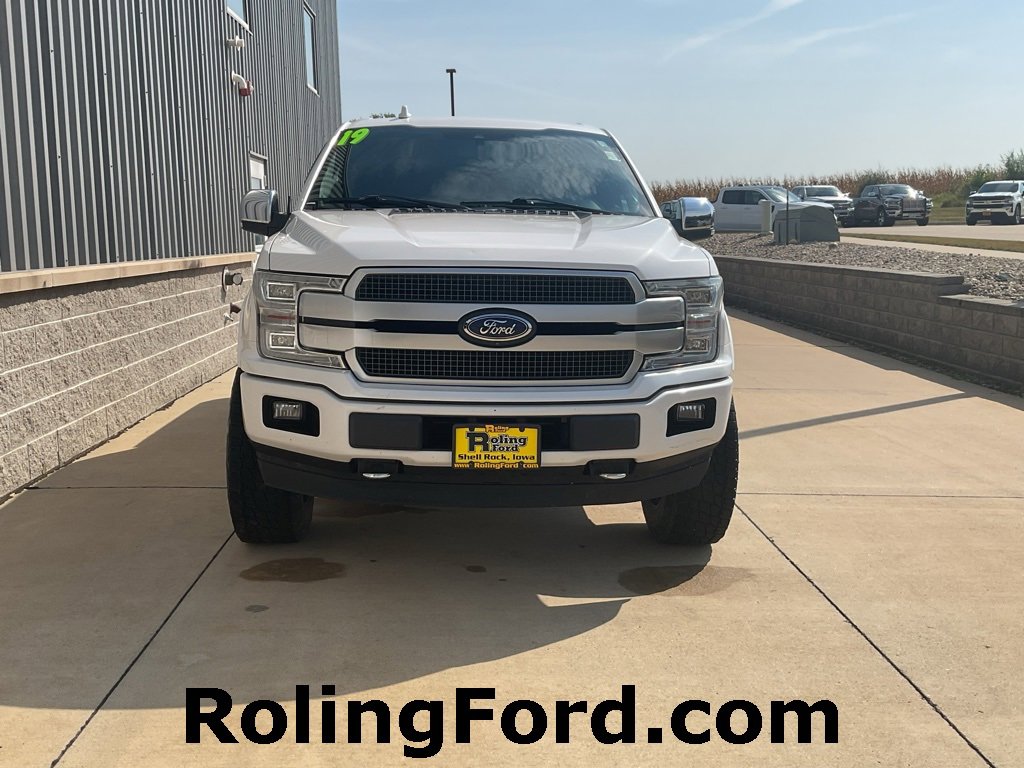 Certified 2019 Ford F150 Platinum w/ Equipment Group 701A Luxury image 4