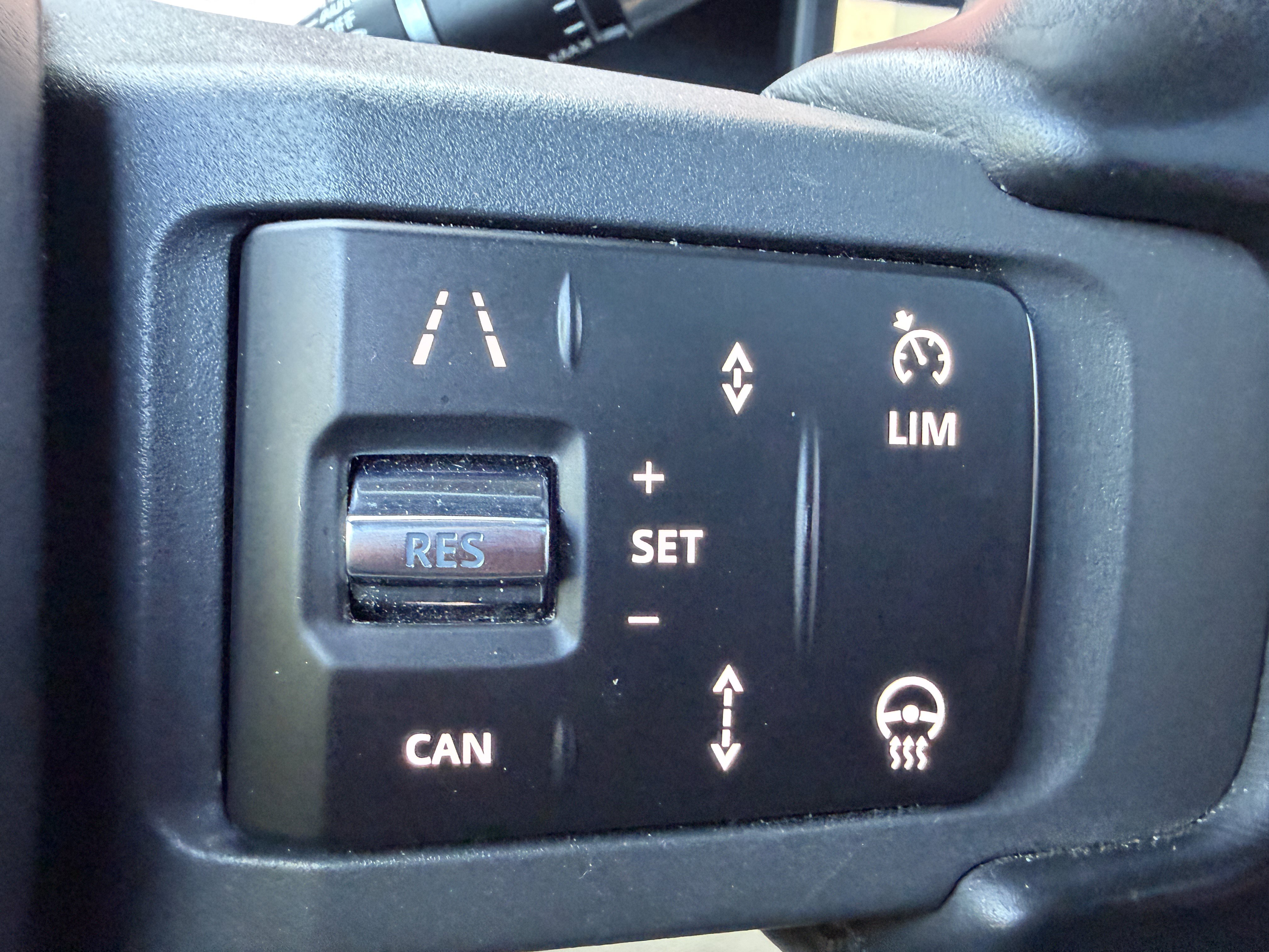 Used 2021 Land Rover Defender 110 X AWD/4WD image 34