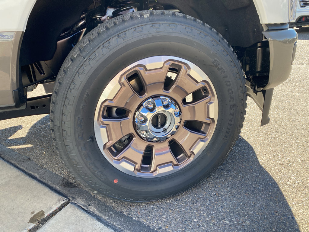 New 2026 Ford F350 4x4 Crew Cab Super Duty image 2