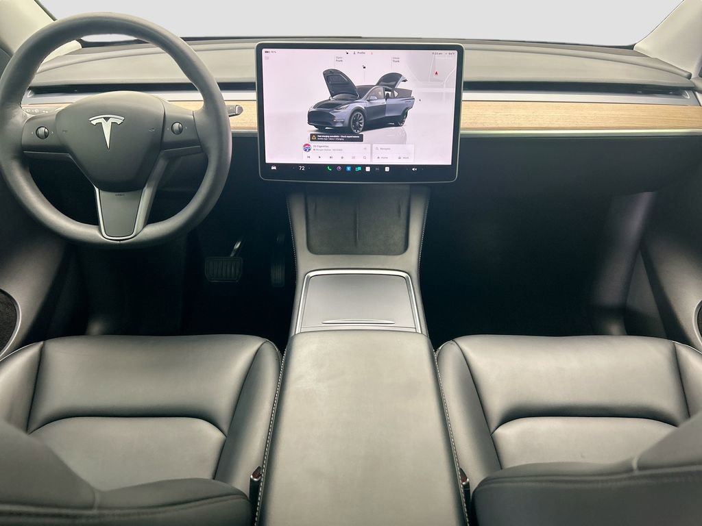 Used 2022 Tesla Model Y Long Range image 13