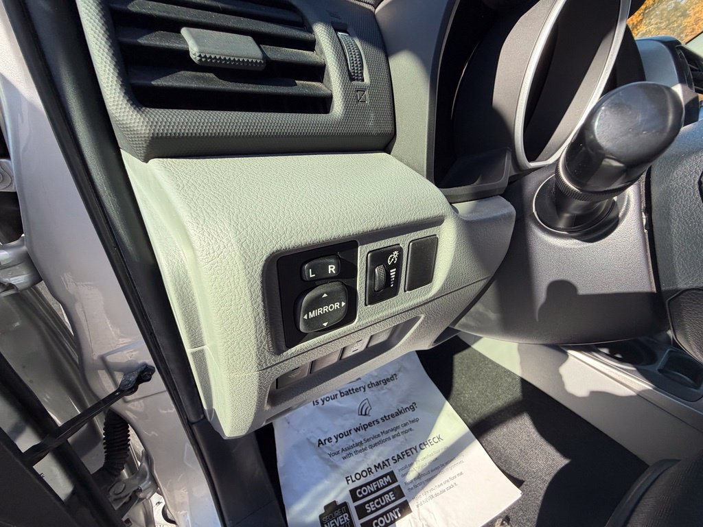 Used 2013 Toyota 4Runner Trail AWD/4WD image 16
