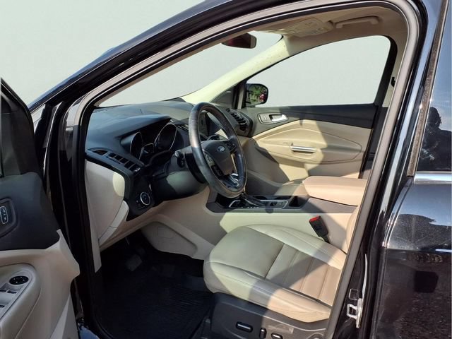 Used 2019 Ford Escape SEL FWD image 18