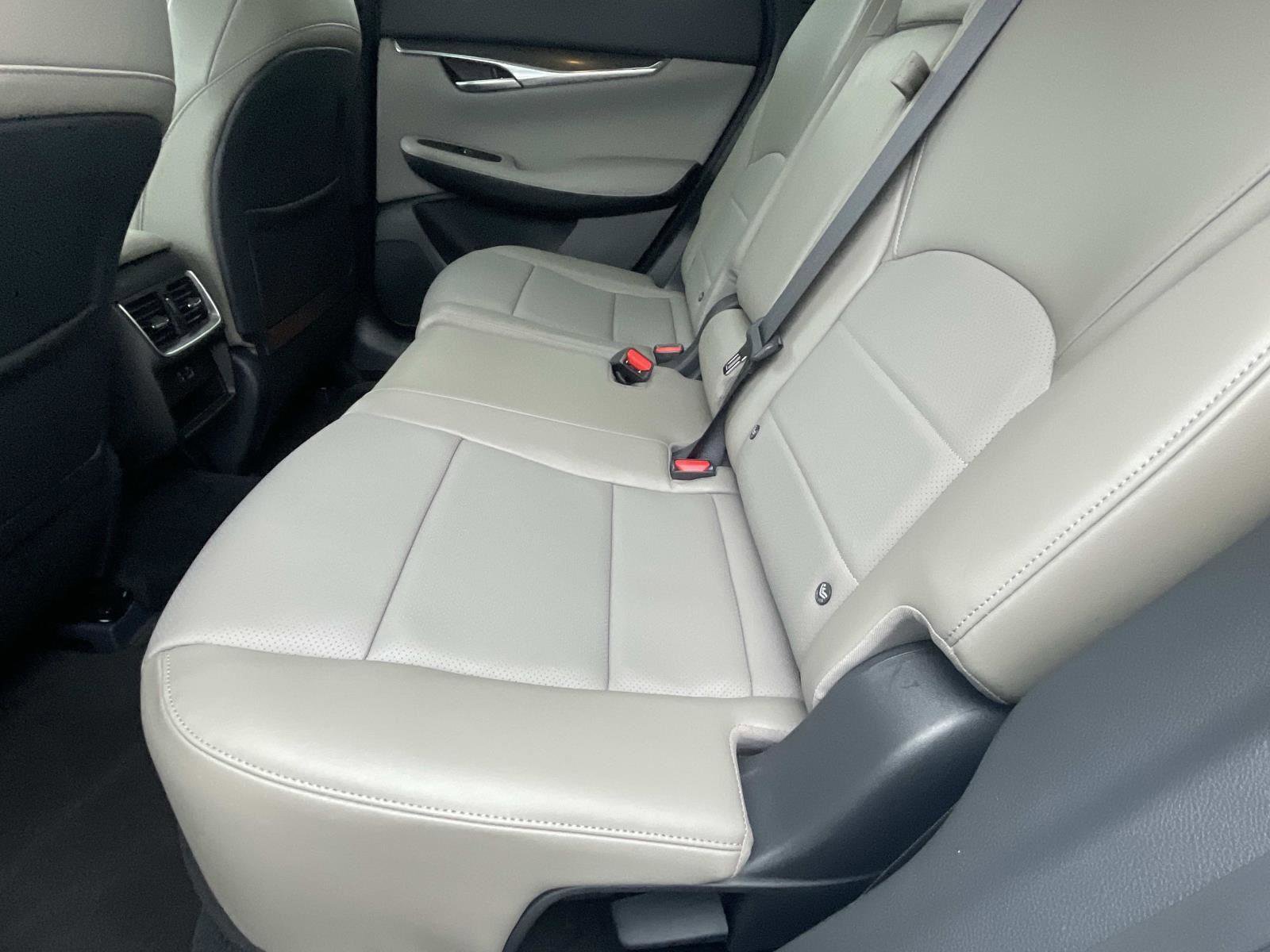Certified 2025 INFINITI QX50 Luxe AWD/4WD image 10