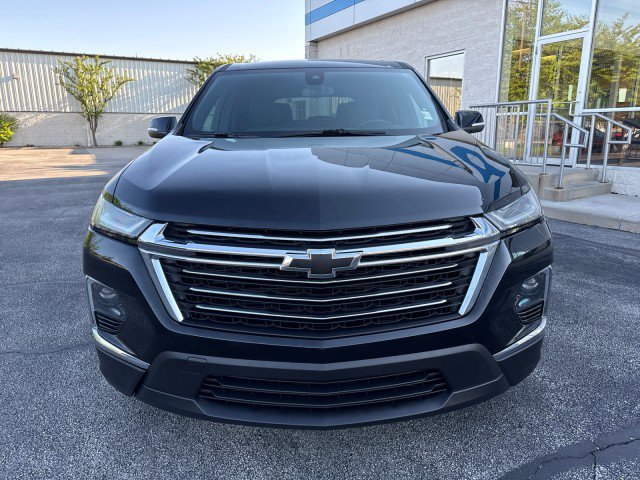 Used 2024 Chevrolet Traverse LT FWD image 8